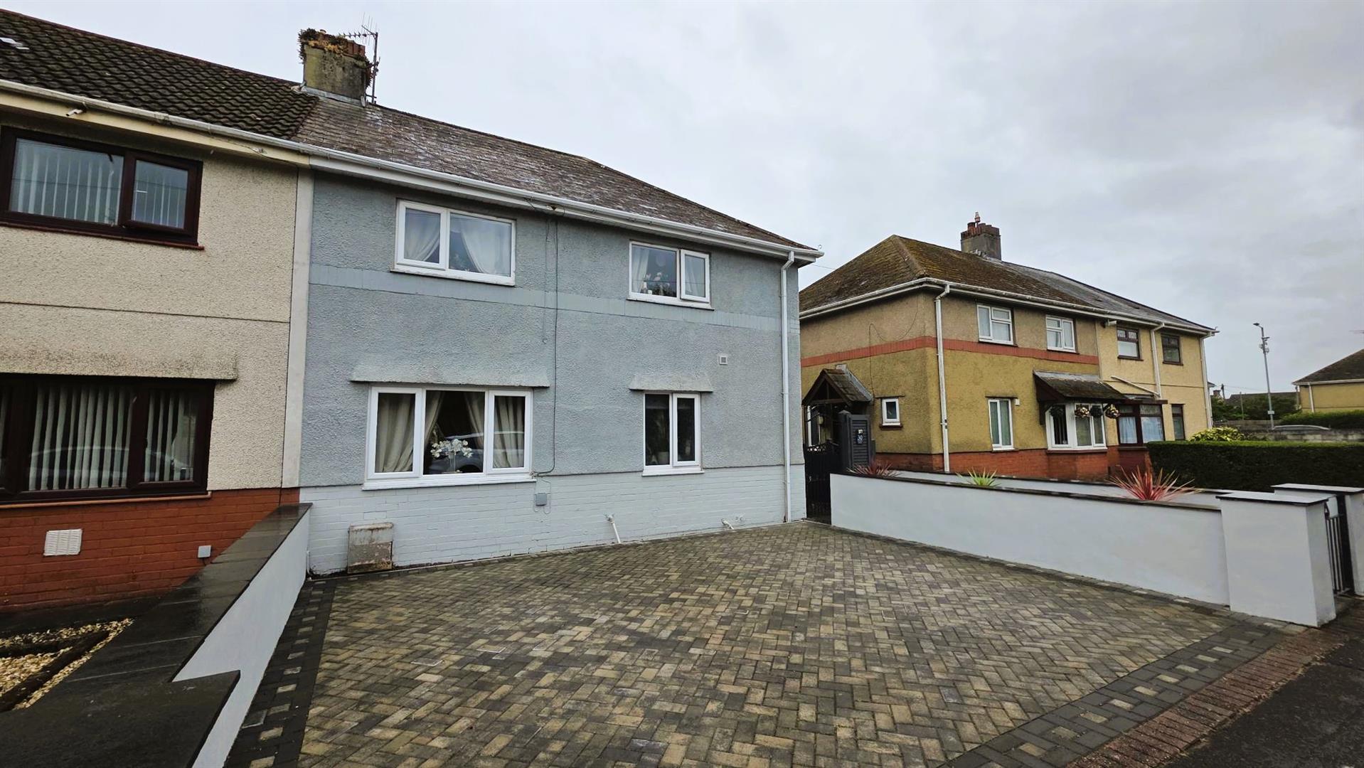 School Road, Llanelli, SA15 2AU